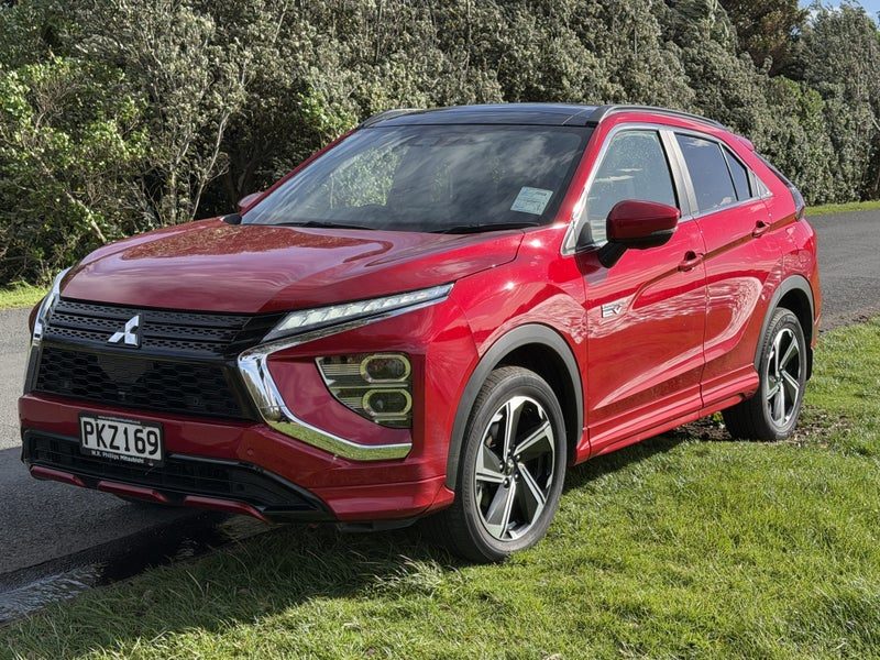 2022 Mitsubishi Eclipse Cross VRX PHEV/4WD/AT, photo 3