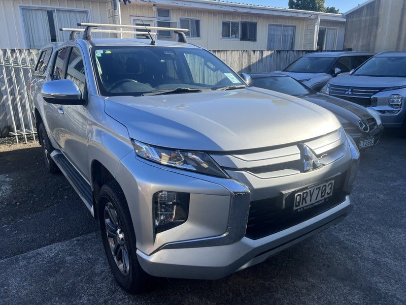 2021 Mitsubishi Triton DC Glxr 6AT 2.4D/4WD