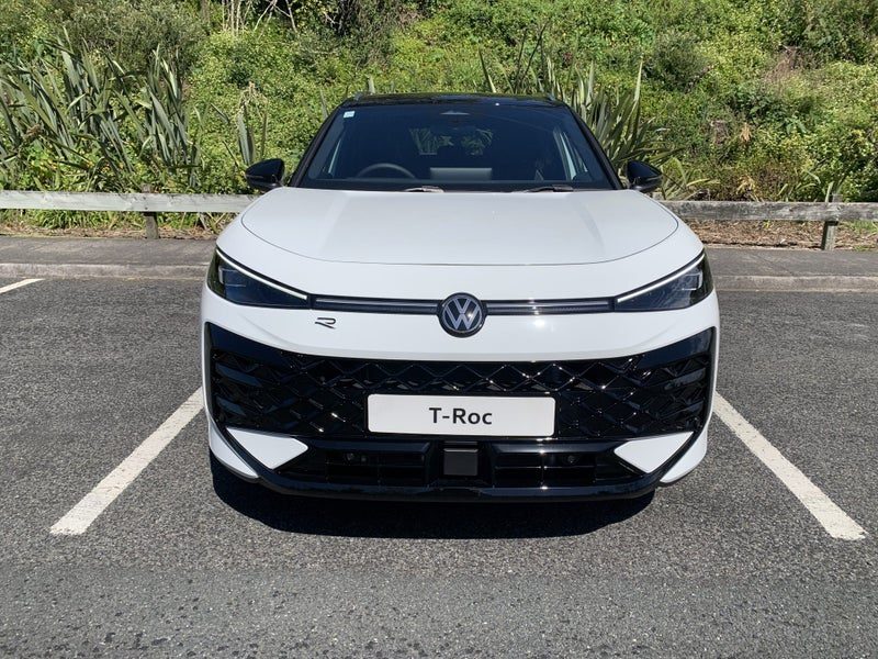 2026 Volkswagen T-Roc R-Line, photo 2