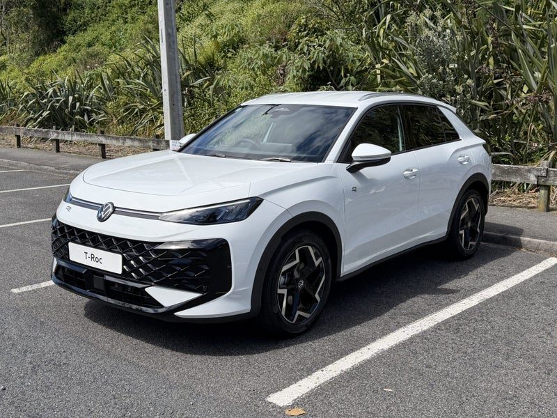 2026 Volkswagen T-Roc R-Line, photo 3