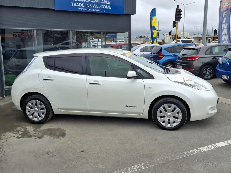 2014 Nissan Leaf 24S, photo 3