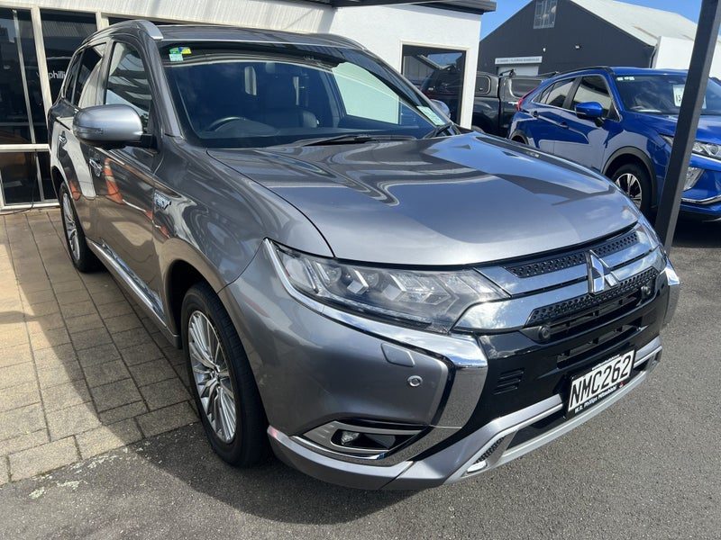 2021 Mitsubishi Outlander VRX PHEV/4WD/AT