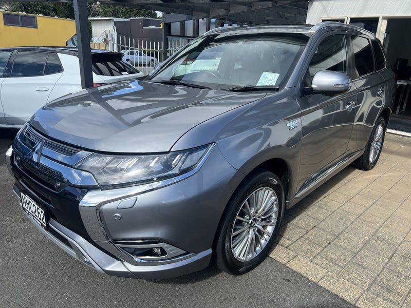 2021 Mitsubishi Outlander VRX PHEV/4WD/AT, photo 2