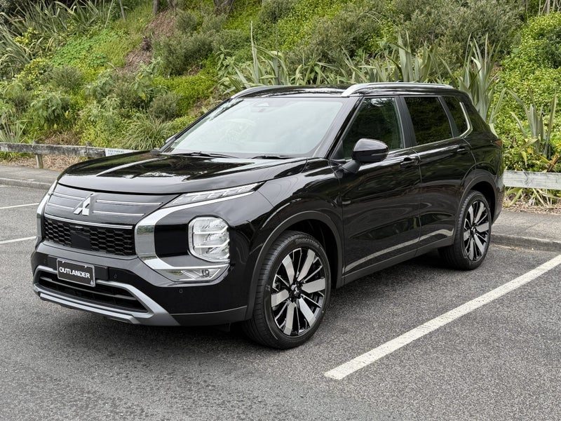 2026 Mitsubishi Outlander 2.5P XLS 2WD, photo 3
