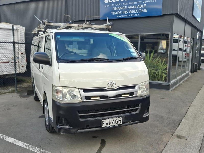 2011 Toyota Hiace 3.0DT ZL 5M 3 SEAT, photo 2