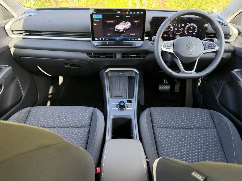 2026 Volkswagen T-Roc Life, photo 2