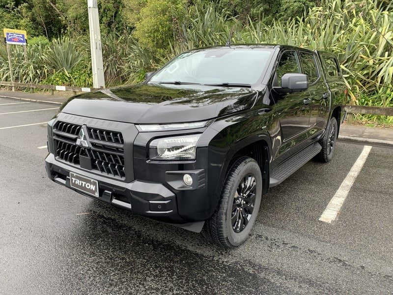 2026 Mitsubishi Triton GLX SPORT 4WD Automatic, photo 3