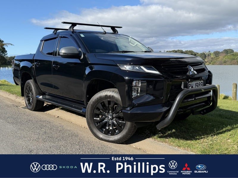 2023 Mitsubishi Triton DC GSR 4WD 6AT 2.4D