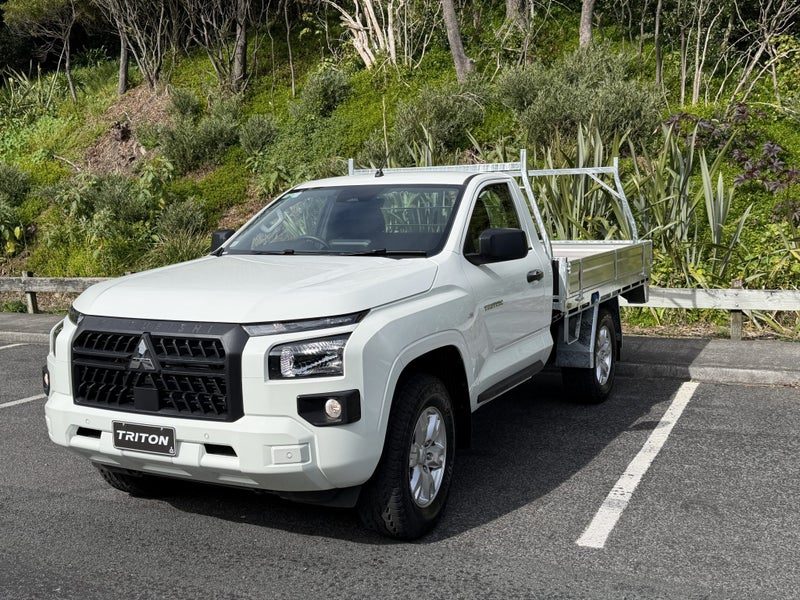 2026 Mitsubishi Triton GLX, photo 3