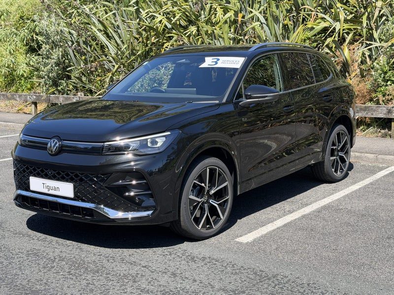 2026 Volkswagen Tiguan R-Line AWD, photo 3