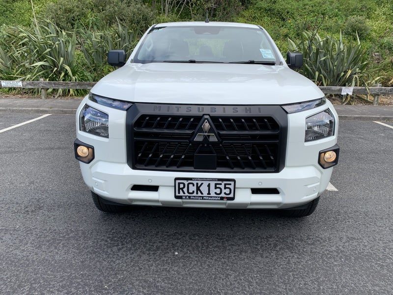 2025 Mitsubishi Triton GLX Double cab, photo 2