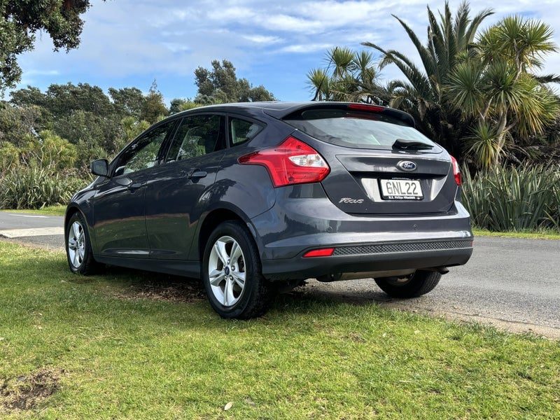 2012 Ford Focus Trend 2.0 Auto Hatch, photo 3