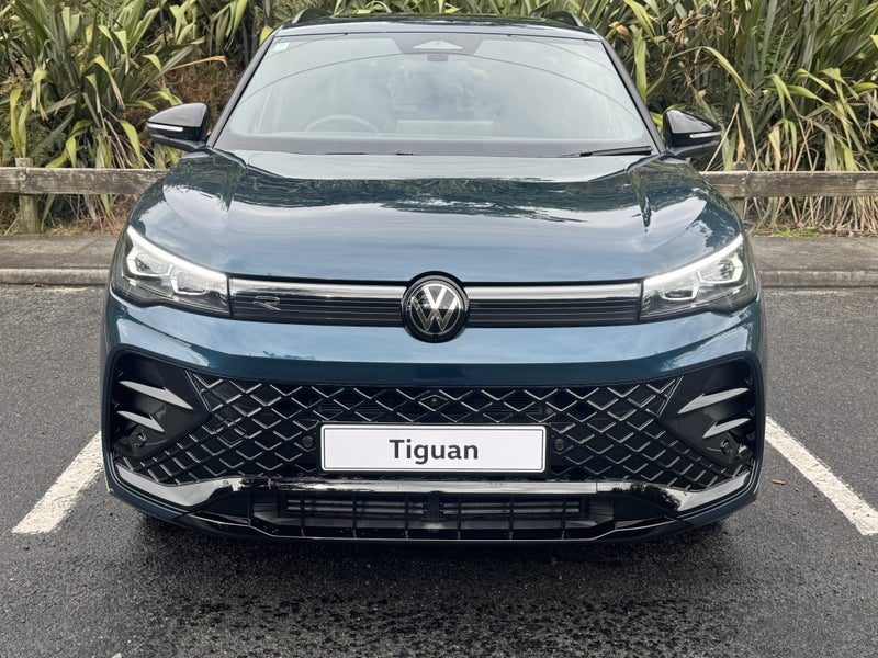 2026 Volkswagen Tiguan R-Line, photo 2