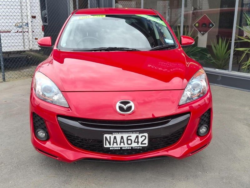 2013 Mazda Axela, photo 2