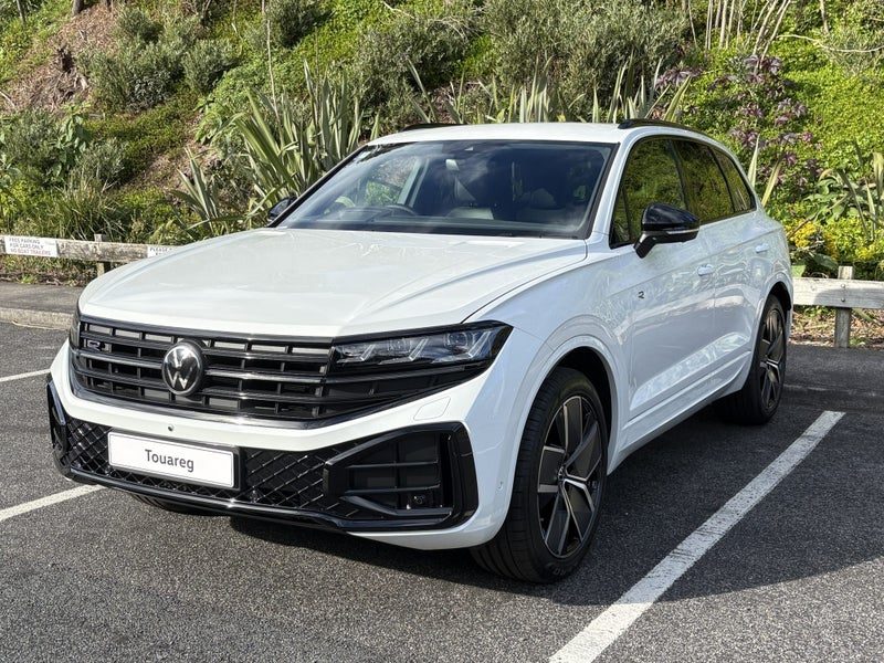 2026 Volkswagen Touareg V6S R-Line TDI, photo 3