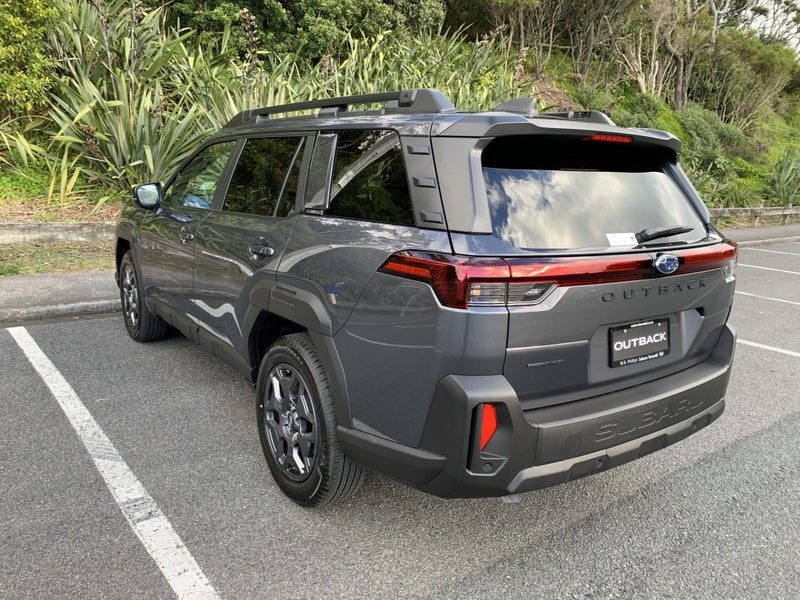 2026 Subaru Outback AWD, photo 3