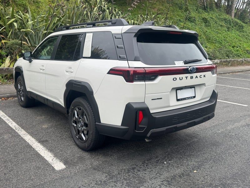 2026 Subaru Outback AWD Premium, photo 3