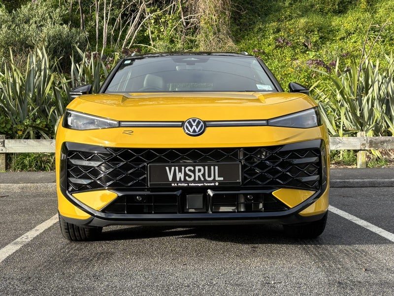 2026 Volkswagen T-Roc R-Line, photo 2