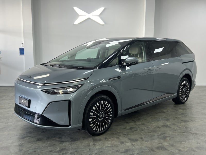 2026 XPENG X9 AWD Long Range Performance