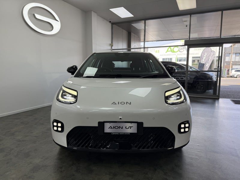 2026 GAC Aion UT Premium - 60Kwh, photo 3