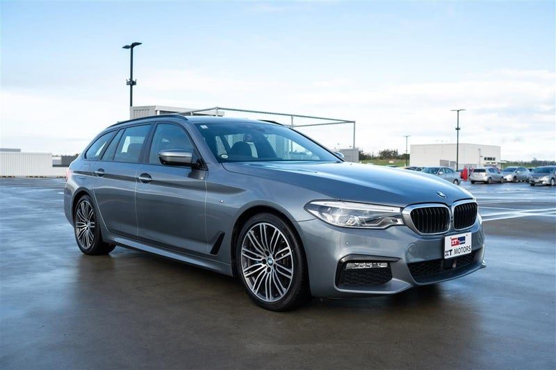 2017 BMW 530i M-SPORT TOURING B48 WAGON, photo 2