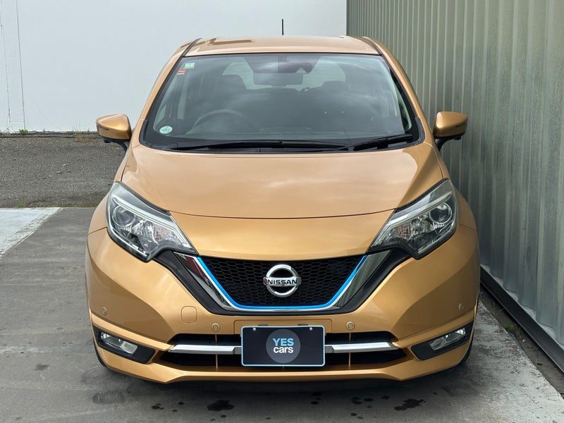 2016 Nissan Note E-Power Medalist Hybrid, photo 2