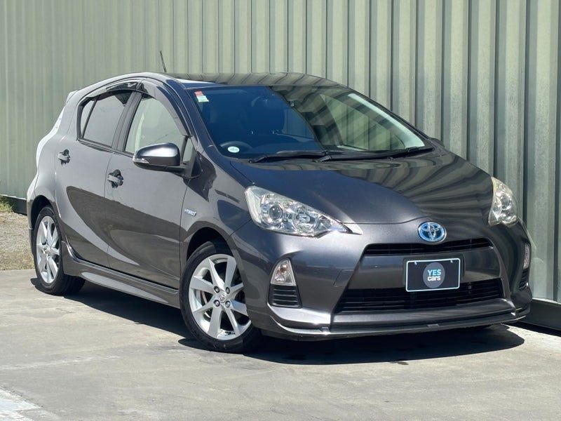 2012 Toyota Aqua S Hybird Push Start