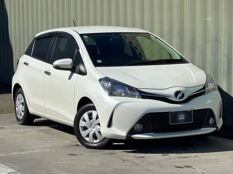 2015 Toyota Vitz 1.0F Smart Style Push Start