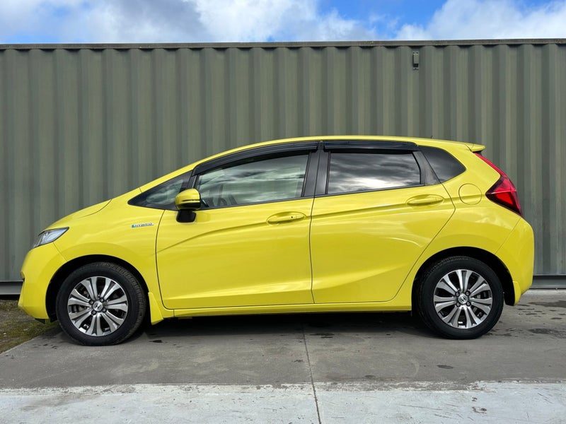 2013 Honda Fit Hybrid F Package, photo 3
