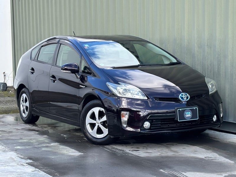2013 Toyota Prius Hybrid S
