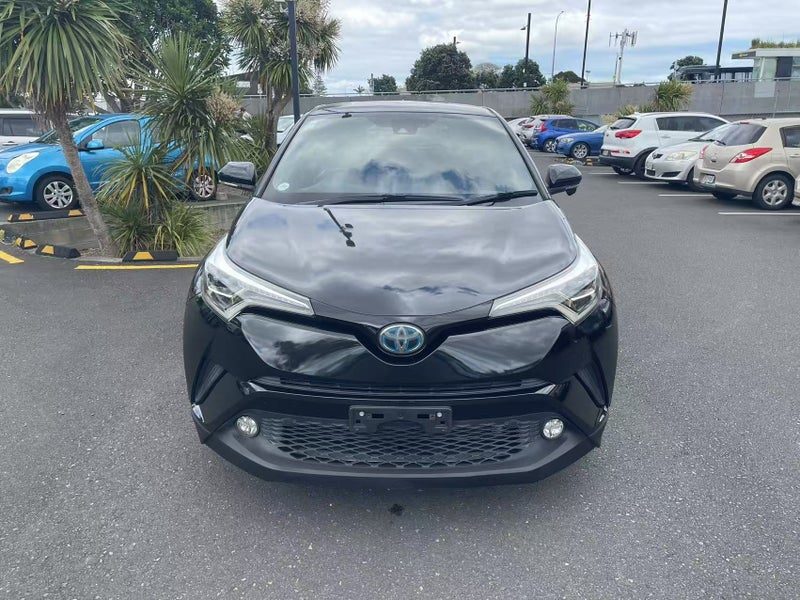 2017 Toyota C-HR Hybrid, photo 2
