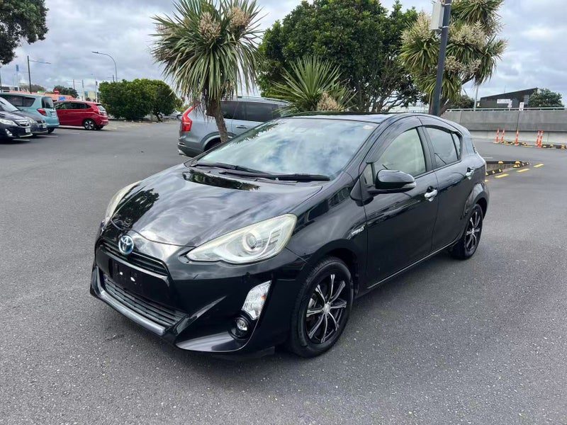 2016 Toyota Aqua Hybrid