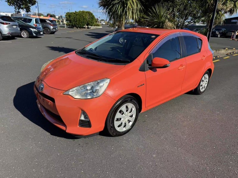 2013 Toyota Aqua Hybrid