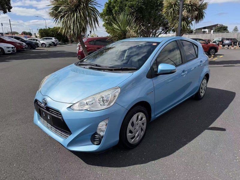 2015 Toyota Aqua Hybrid