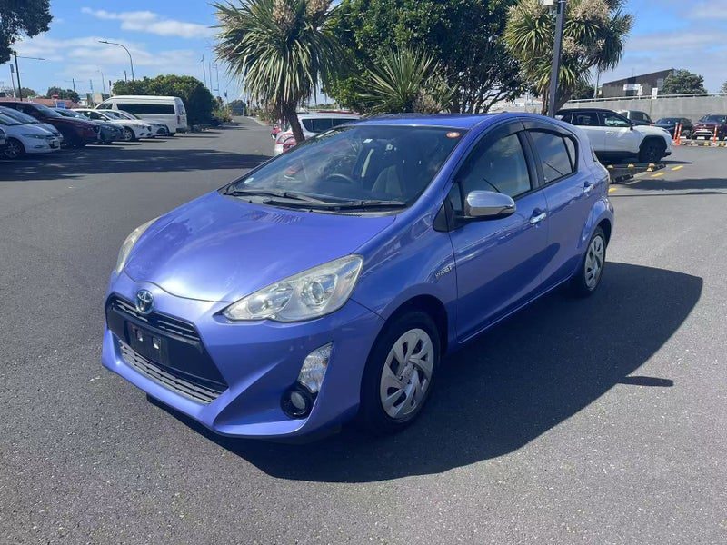 2015 Toyota Aqua Hybrid