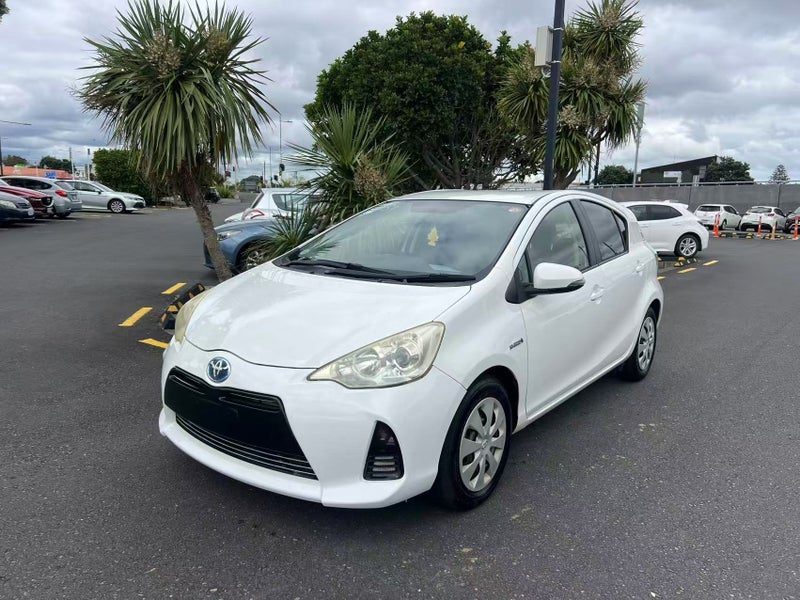 2012 Toyota Aqua Hybrid