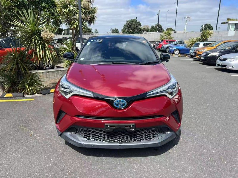 2017 Toyota C-HR Hybrid, photo 2