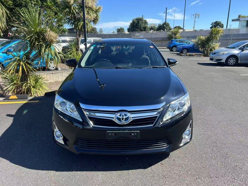 2013 Toyota Camry Hybrid, photo 2
