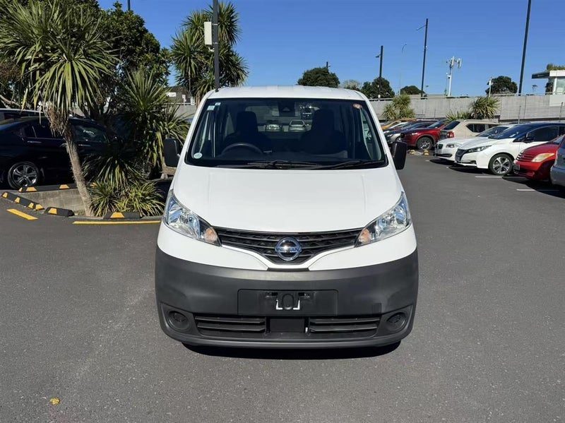 2020 Nissan NV200, photo 2