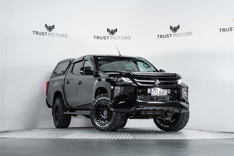2020 Mitsubishi Triton VRX 2.4L 4WD