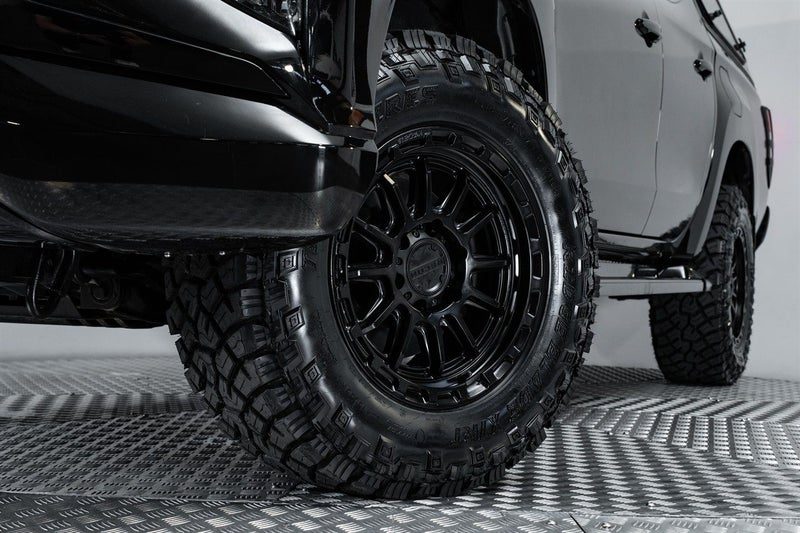 2020 Mitsubishi Triton VRX 2.4L 4WD, photo 2