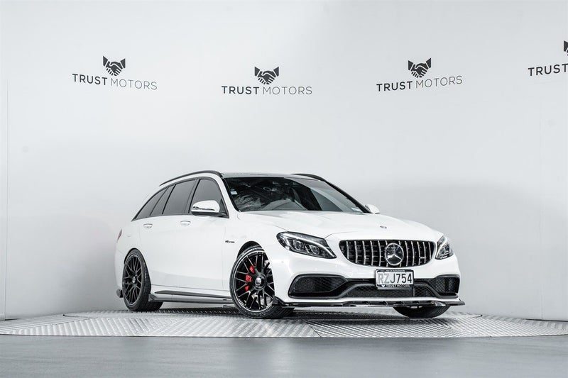 2017 Mercedes-Benz C 63 S AMG 4.0L Bi-Turbo V8