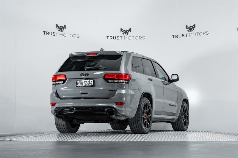 2020 Jeep Grand Cherokee SRT8 6.4L Hemi V8, photo 3