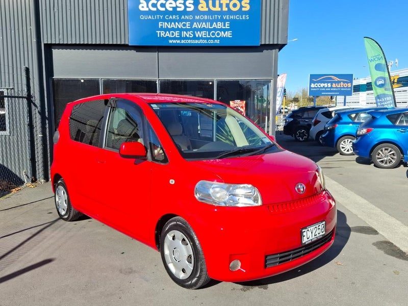 2005 Toyota Porte Welcab Mobility, photo 3