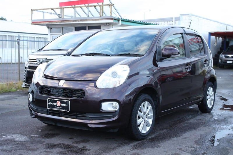 2015 Toyota Passo 1.3 +HANA, photo 3