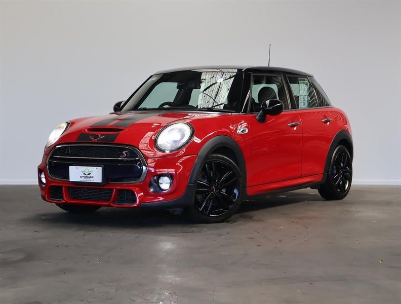 2015 MINI Cooper S John Cooper Works Package, photo 3