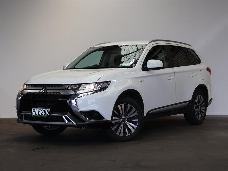 2022 Mitsubishi Outlander LS 7-Seat 2.4P/CVT, photo 3