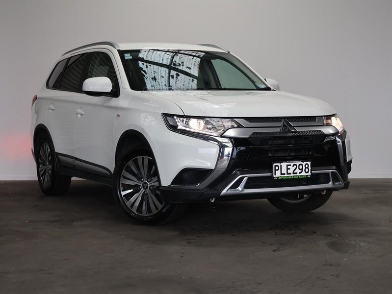 2022 Mitsubishi Outlander LS 7-Seat 2.4P/CVT