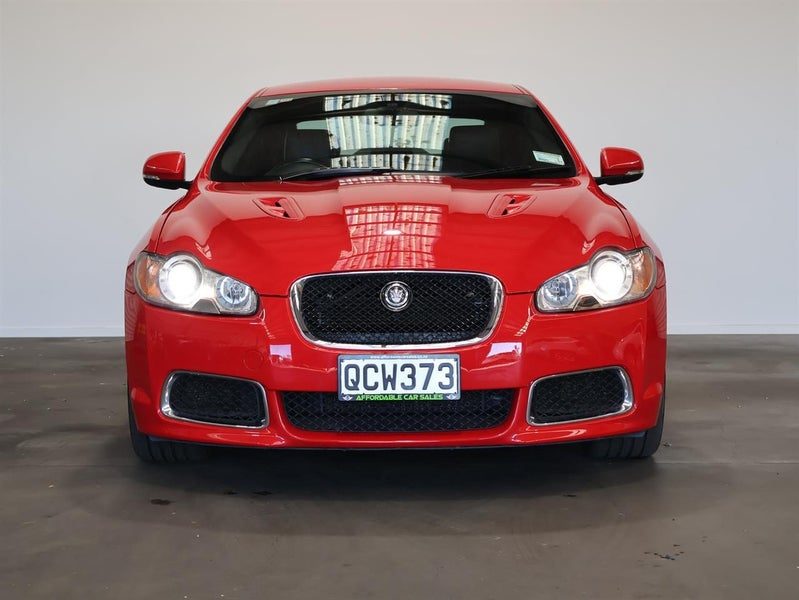 2010 Jaguar XF R-V8, photo 2