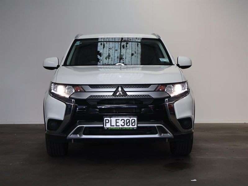 2022 Mitsubishi Outlander LS 7-Seat 2.4P/CVT, photo 2